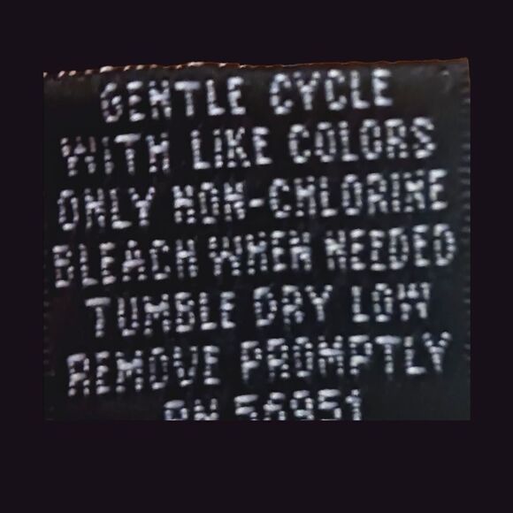 DISNEY PARKS VINTAGE 30 YEAR CELEBRATION SWEATSHIRT! NWT Size XL - Picture 12 of 13